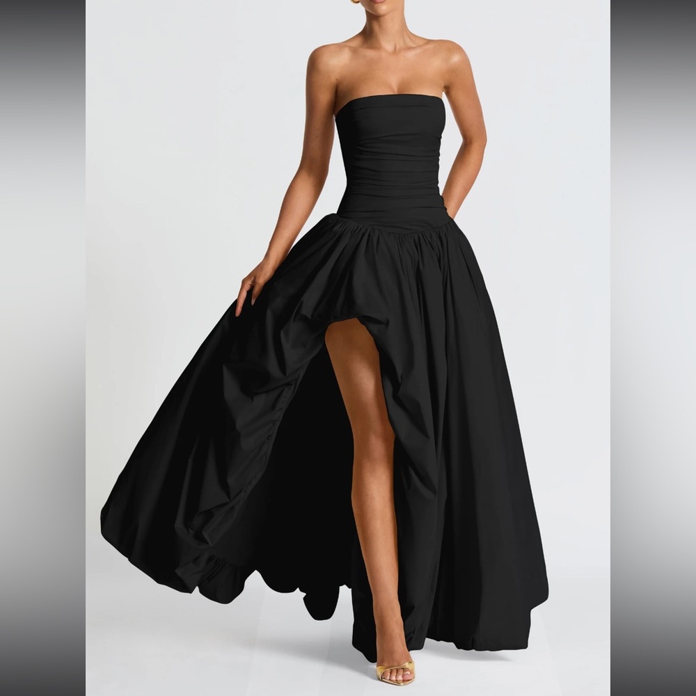 Chic Black Strapless dress